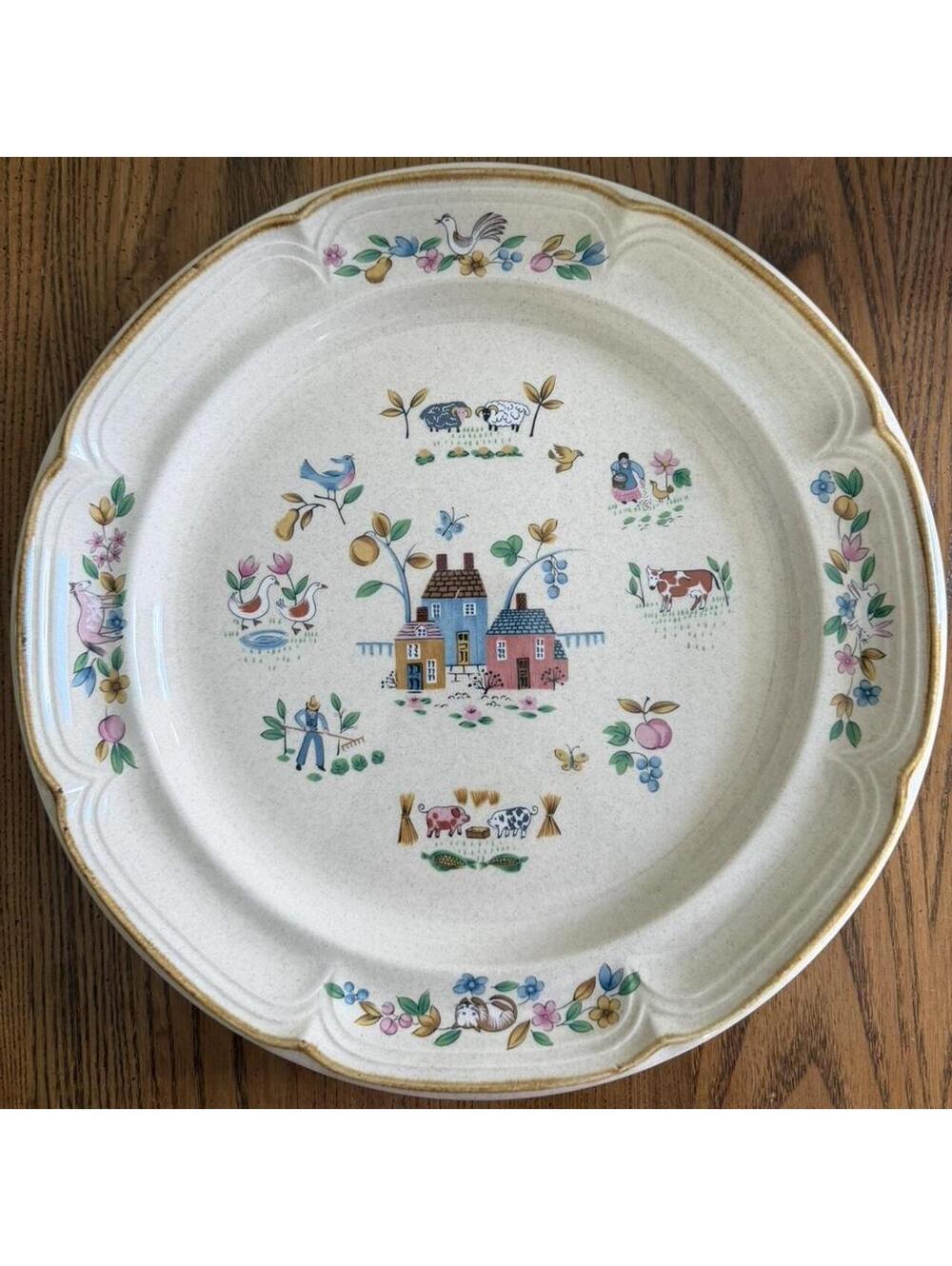 International Heartland Farmhouse 12” Chop Serving Plate Stonewear
